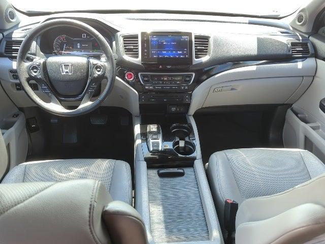 used 2017 Honda Pilot car, priced at $25,407
