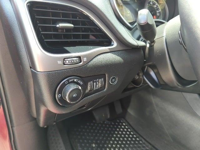 used 2022 Jeep Cherokee car, priced at $24,405