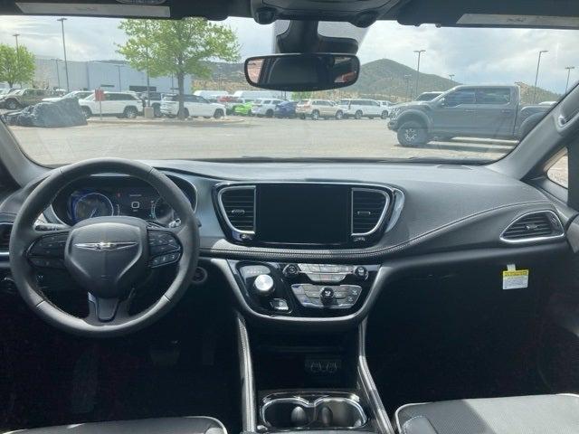 new 2025 Chrysler Pacifica car, priced at $48,201