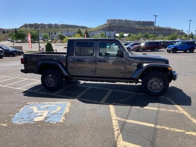 new 2024 Jeep Gladiator car, priced at $47,209