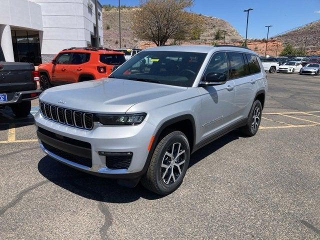 new 2024 Jeep Grand Cherokee L car, priced at $43,329