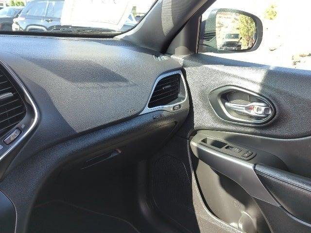used 2021 Jeep Cherokee car, priced at $22,601