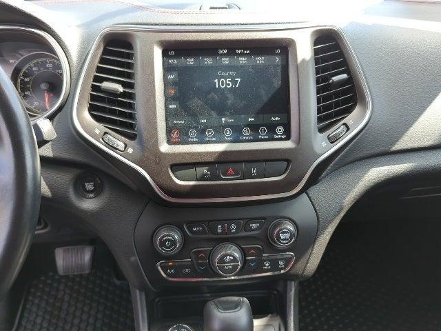 used 2021 Jeep Cherokee car, priced at $23,997