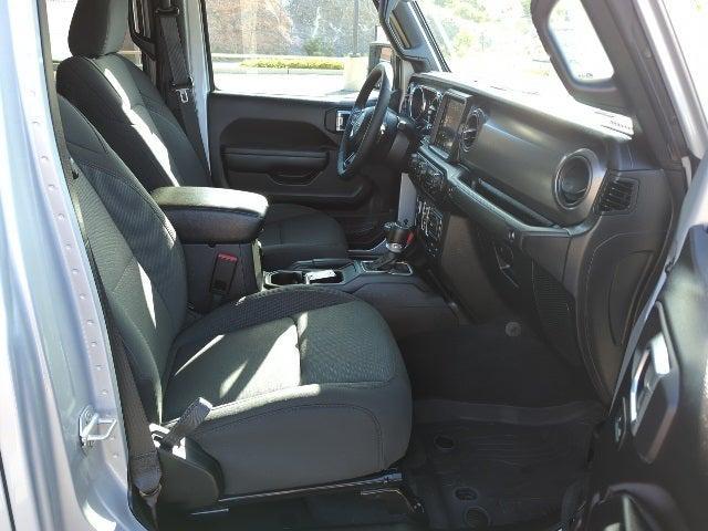 used 2023 Jeep Gladiator car, priced at $37,280
