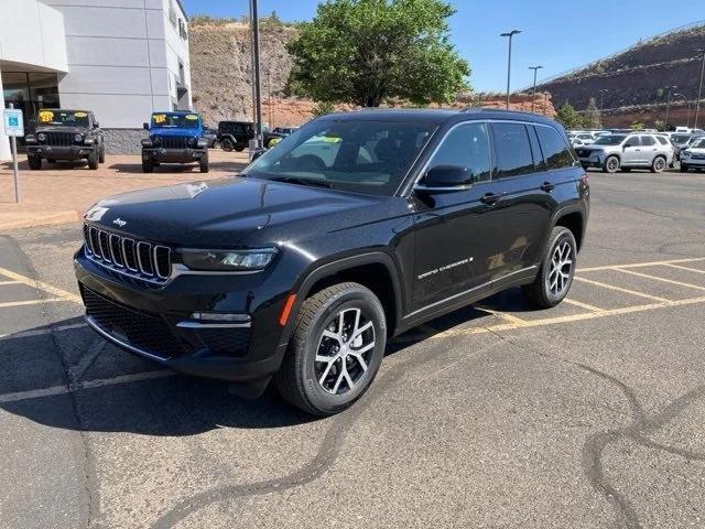 new 2024 Jeep Grand Cherokee car, priced at $42,929