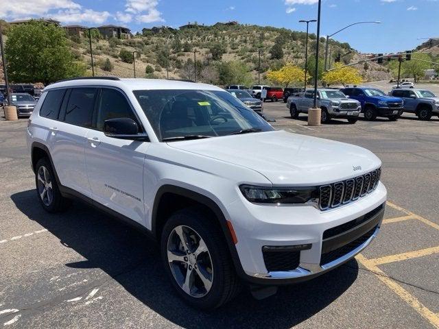 new 2024 Jeep Grand Cherokee L car, priced at $45,095