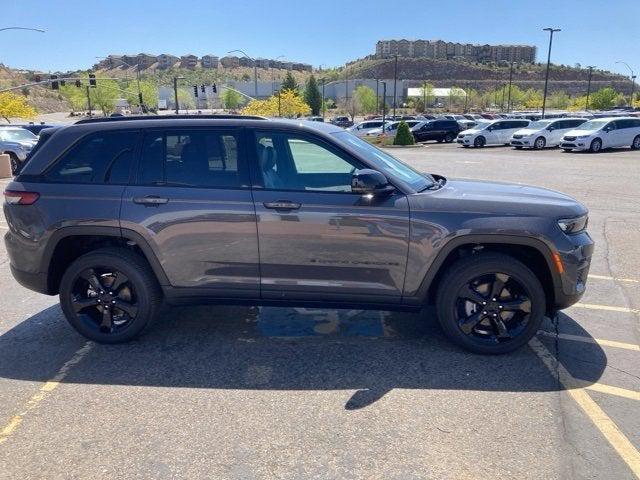 new 2024 Jeep Grand Cherokee car, priced at $42,822