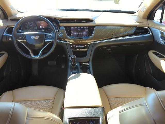 used 2020 Cadillac XT6 car, priced at $31,751