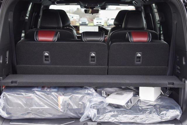 new 2026 INFINITI QX80 car, priced at $103,673