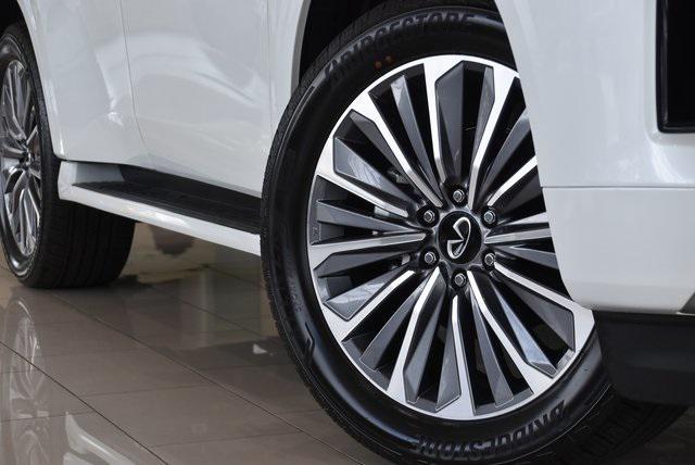 new 2025 INFINITI QX80 car, priced at $92,194