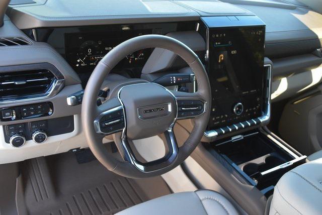 used 2025 GMC Yukon car, priced at $80,987