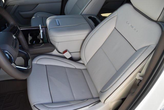 used 2025 GMC Yukon car, priced at $80,987