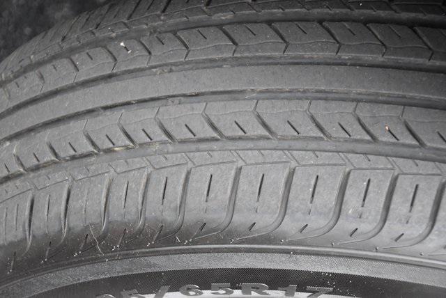 used 2021 Jeep Cherokee car, priced at $23,987