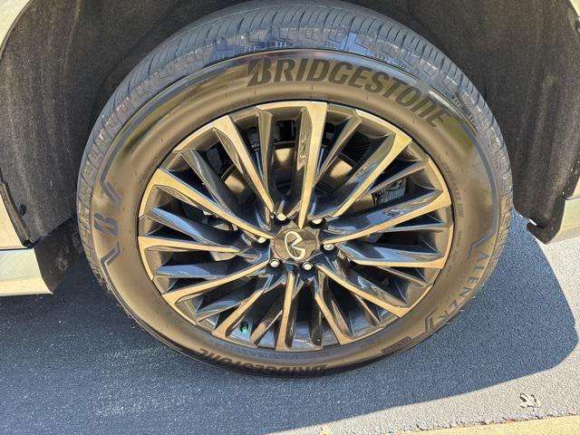 used 2025 INFINITI QX80 car, priced at $91,988