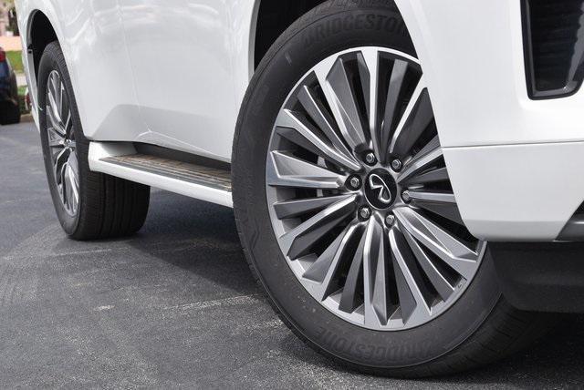 new 2025 INFINITI QX80 car, priced at $98,660