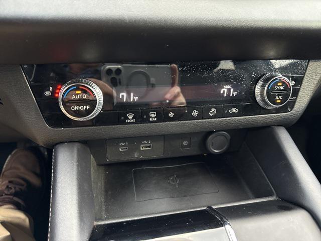 used 2024 Mitsubishi Outlander car, priced at $22,988