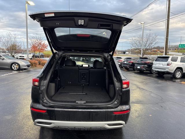 used 2024 Mitsubishi Outlander car, priced at $22,988