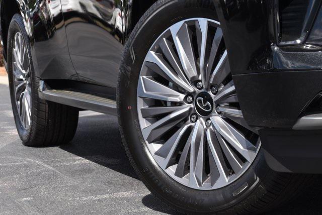 new 2025 INFINITI QX80 car, priced at $98,464