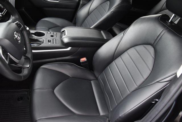 used 2023 Toyota Highlander car, priced at $37,988