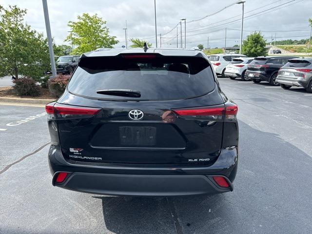 used 2023 Toyota Highlander car, priced at $37,988