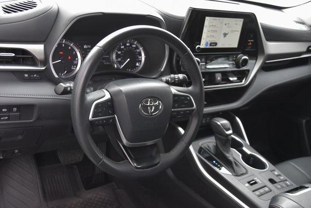 used 2023 Toyota Highlander car, priced at $37,988