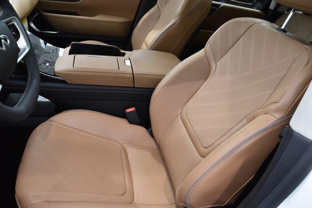 new 2025 INFINITI QX80 car, priced at $92,194