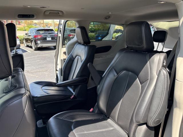 used 2023 Chrysler Pacifica Hybrid car, priced at $25,988