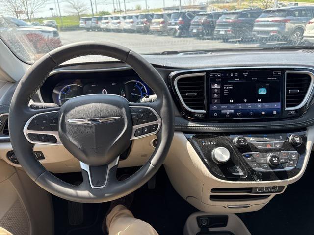 used 2023 Chrysler Pacifica Hybrid car, priced at $25,988