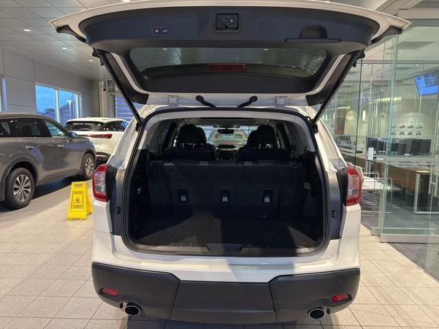 used 2022 Subaru Ascent car, priced at $30,992