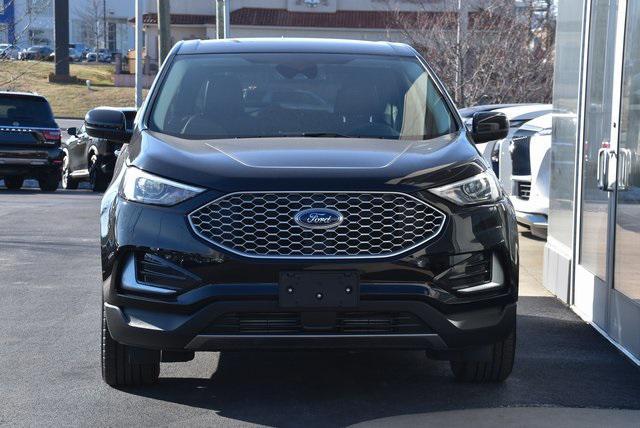 used 2024 Ford Edge car, priced at $25,894