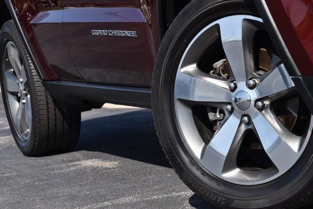 used 2016 Jeep Grand Cherokee car, priced at $13,494