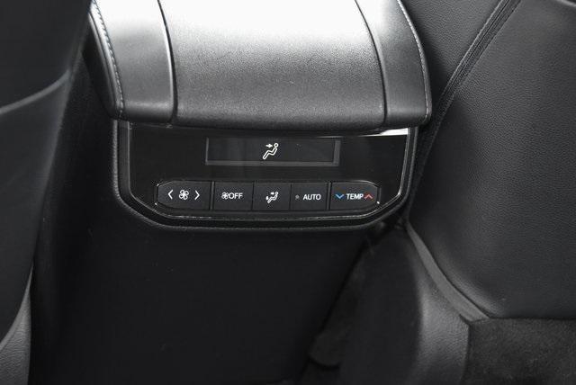 used 2020 Toyota Highlander car, priced at $28,988