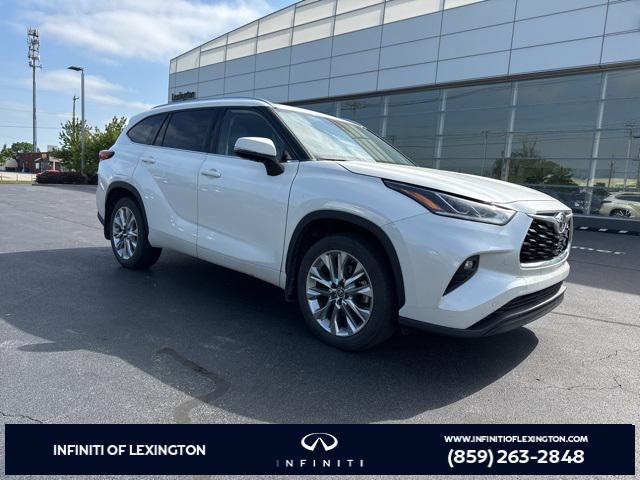 used 2020 Toyota Highlander car, priced at $28,988