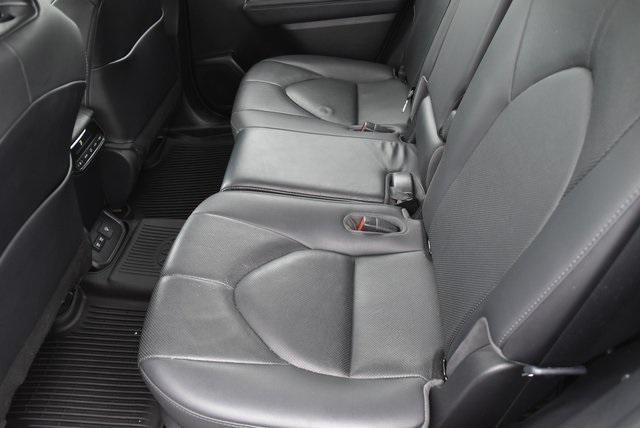 used 2020 Toyota Highlander car, priced at $28,988