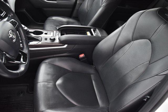 used 2020 Toyota Highlander car, priced at $28,988