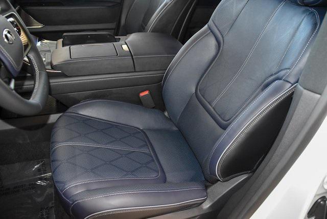 new 2026 INFINITI QX80 car, priced at $102,248