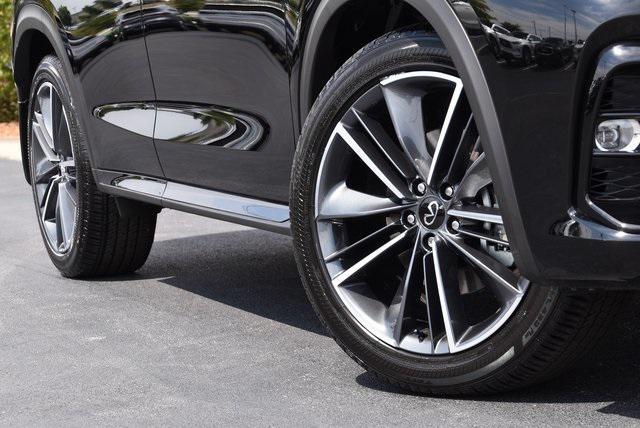new 2025 INFINITI QX55 car, priced at $47,988