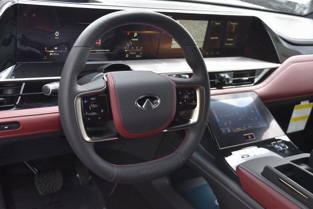 new 2025 INFINITI QX80 car, priced at $113,285