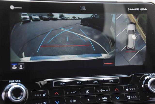 used 2020 Toyota Highlander car, priced at $33,988