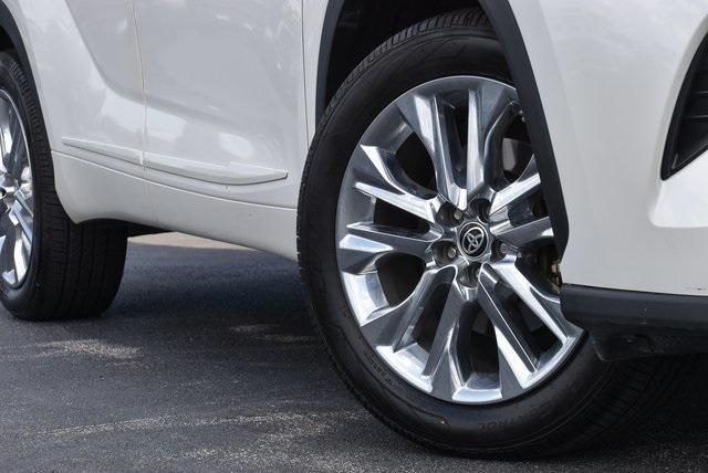 used 2020 Toyota Highlander car, priced at $33,988