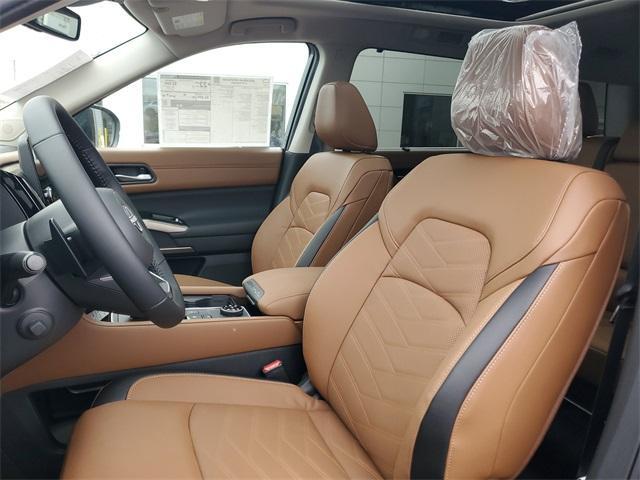 new 2025 Nissan Pathfinder car, priced at $47,440