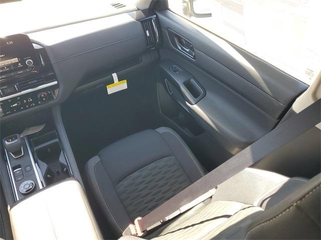 new 2025 Nissan Pathfinder car, priced at $38,453