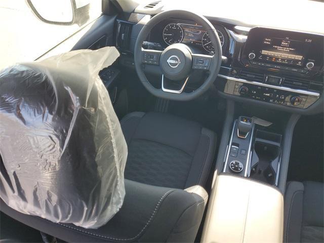 new 2025 Nissan Pathfinder car, priced at $38,453