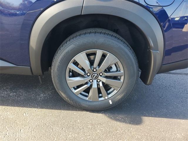 new 2025 Nissan Pathfinder car, priced at $38,012