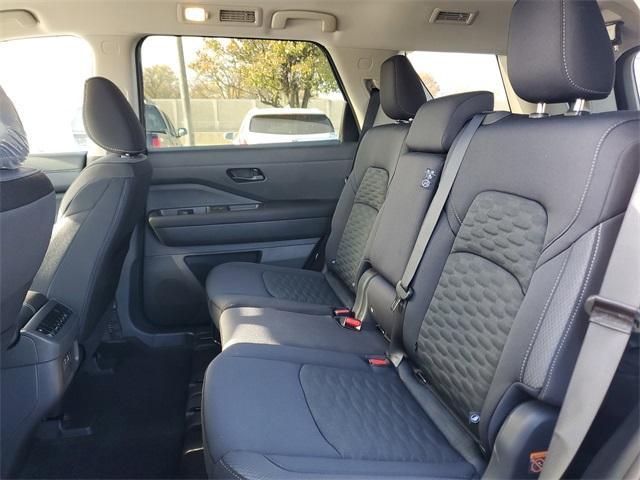 new 2025 Nissan Pathfinder car, priced at $38,012