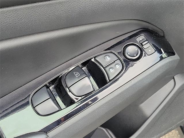 used 2023 Nissan Altima car, priced at $20,118