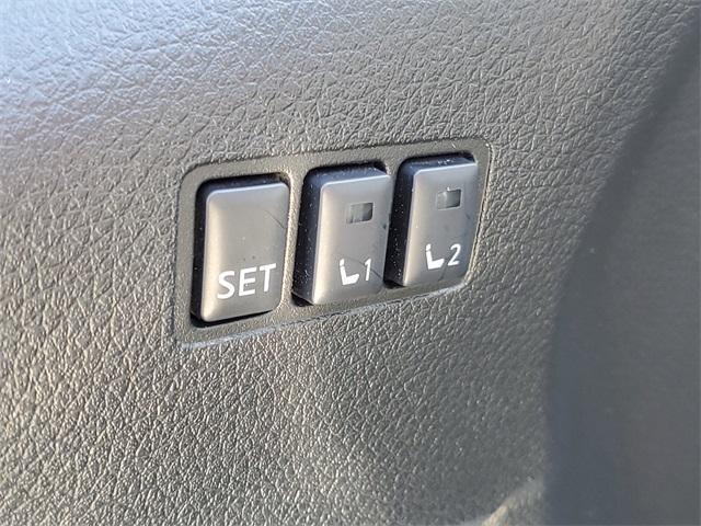 used 2019 Nissan Rogue car, priced at $16,012