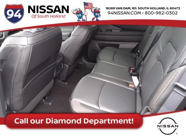 new 2025 Nissan Pathfinder car, priced at $44,996