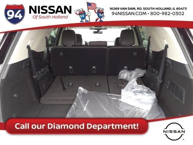 new 2025 Nissan Pathfinder car, priced at $42,746