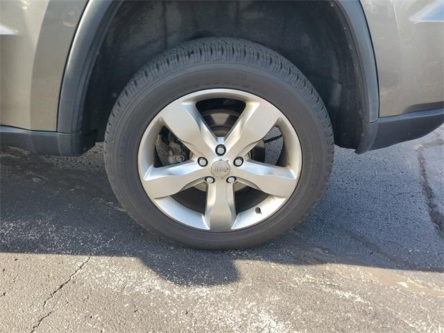 used 2013 Jeep Grand Cherokee car, priced at $7,995